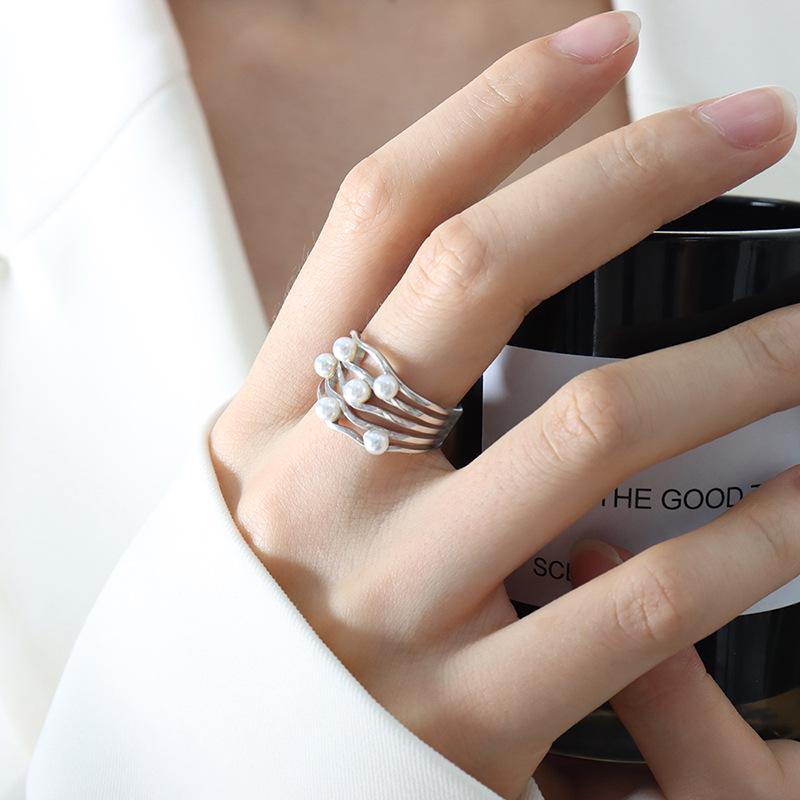 Geometric Wave Faux Pearl Inlaid Ring - Creative Korean-Japanese Style, Gold-Plated Fashion Accessory Size 7 Non-adjustable