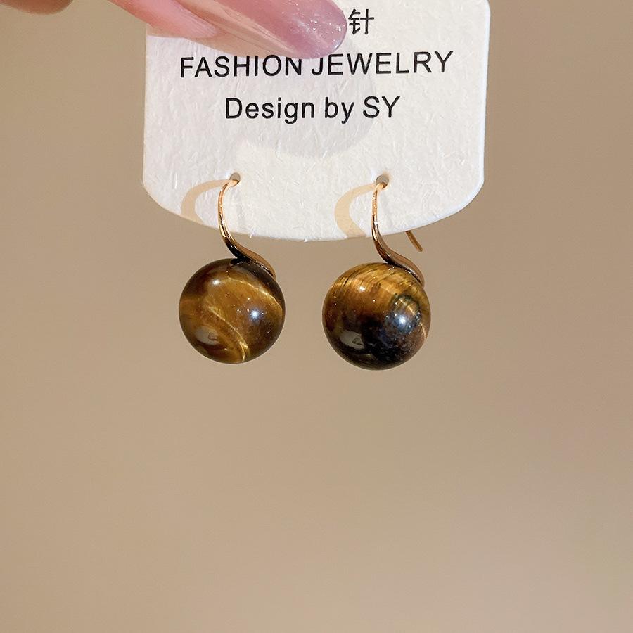 

Luxury Asymmetry Y-shape Irregular Natural Stone Tiger Eye Pendant Necklaces for Women Stainless Steel Snake Chain Choker
