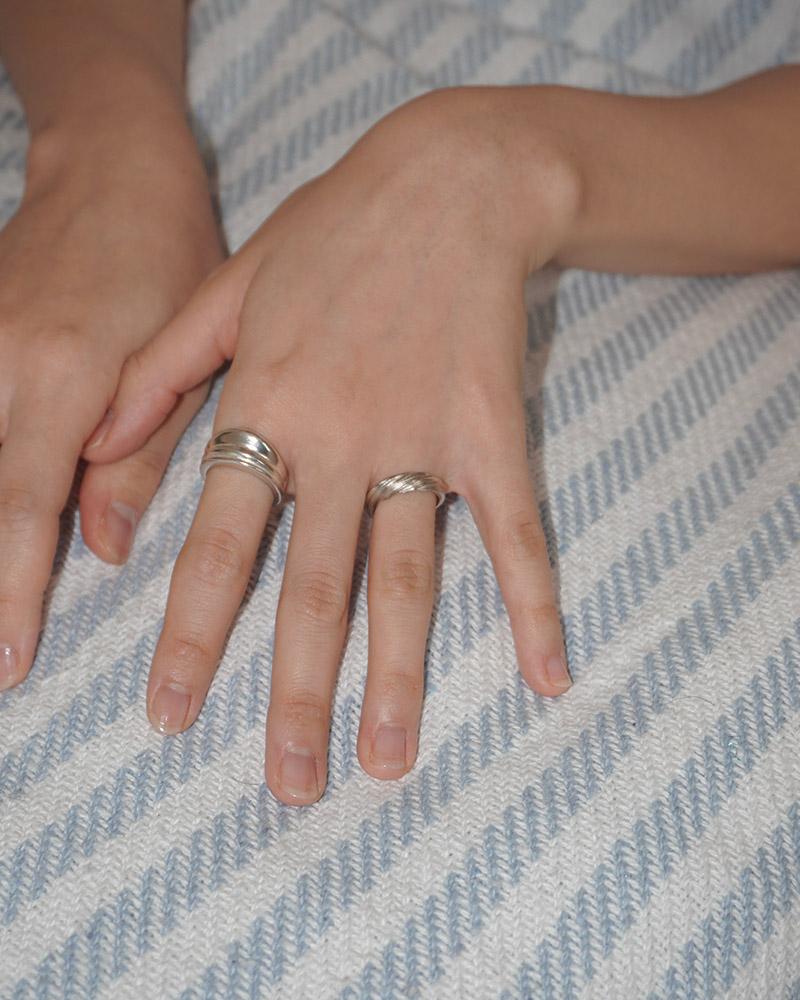 Pair Of Love [925Silver]Drape Wave Frill Ring