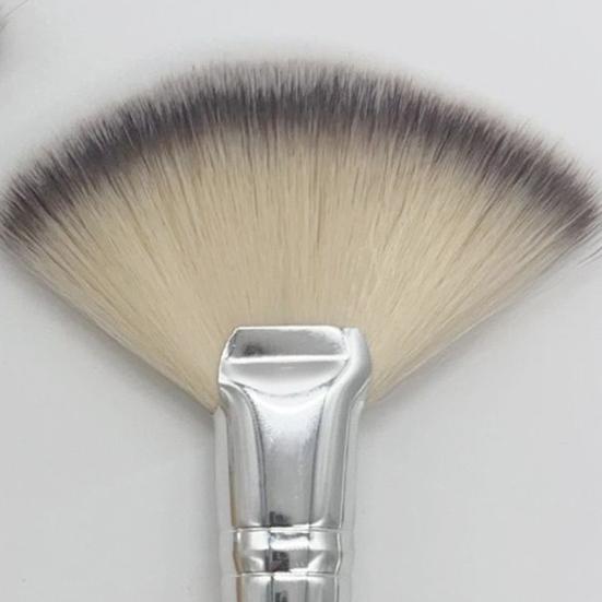 4Pcs Facial Fan Brush Wooden Handle Women Makeup Brush Soft Fluffy Bristles Esthetician Facial Mud Clay Applicator Brush Tools