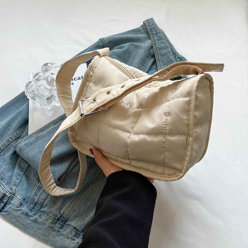 Fashion Quilted Handbags Ladies Casual Cotton-Padded Bags Solid Color Shoulder Bags Women Lightweight Underarm Bags