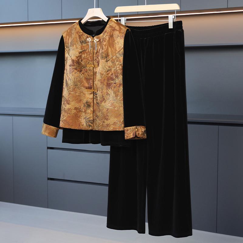 

Autumn Velvet Suit Set for Mothers: National Style Three-Piece Vest Outerwear for Middle-Aged Women XL (80-105 jin)