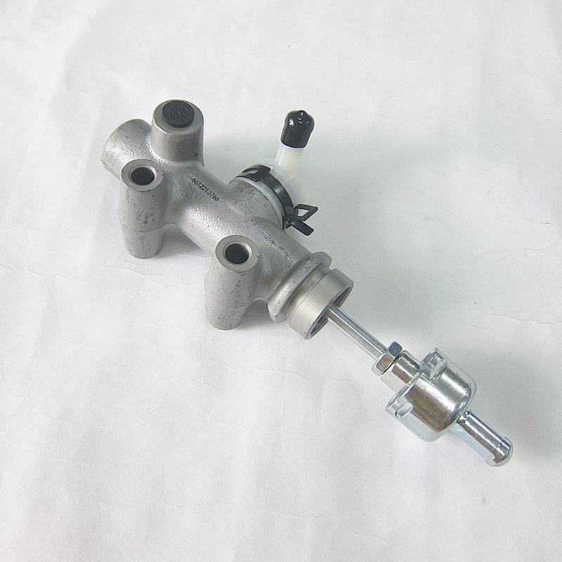 Car accessories 31420-60030 clutch master cylinder for Toyota LAND CRUISER PRADO GRJ120 KZJ120 LJ120 RZJ120 TRJ120 2002-2010 MTM