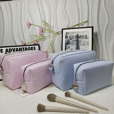 Large-Capacity Striped Makeup Bag: Indian Clutch for Convenient Travel and Outings