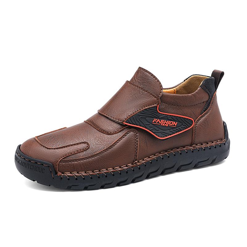 2024 Men Leather Casual Walking Shoes New Arrival Mens Comfortable Loafers Mens All-match Slip On Shoes Monk Strap Flats