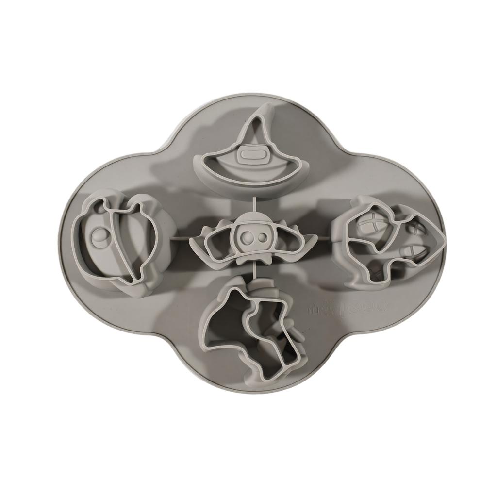 Silicone Halloween Baking Mold Set for Pudding Jelly Chocolate Cookie Candy Making with Five Themed Cavities for Kitchen Use