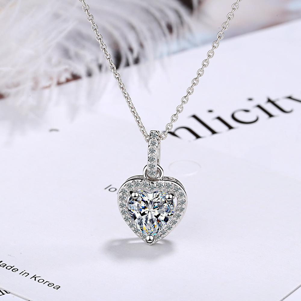 Zircon Heart-Shaped Diamond Clavicle Necklace for Women - Minimalist Internet Celebrity Pendant