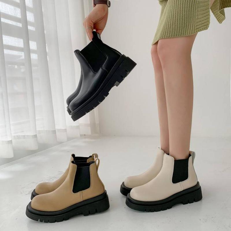 Autumn and winter round head solid color large size medium boots medium heel thick-soled leather boots sleeve non-slip women's boots new Martin boots