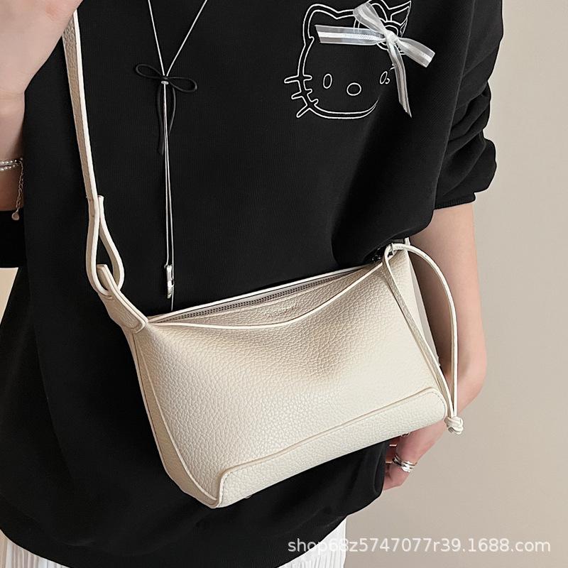 Niche underarm bag women 2025 new trendy fashion lunch box bag baguette shoulder bag high-end dumpling messenger bag