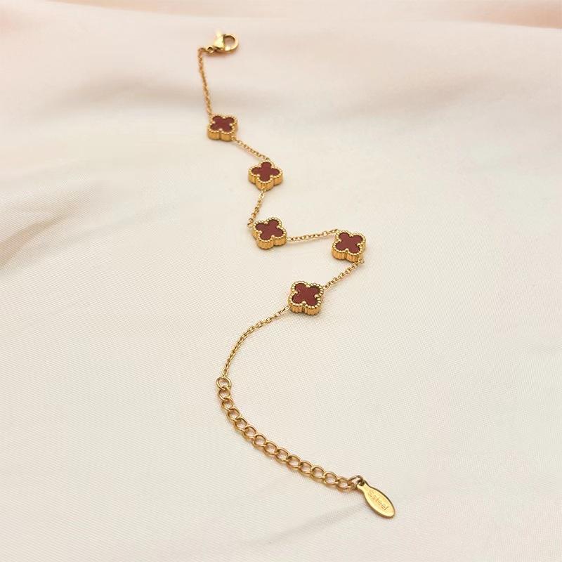 Lite Blomst Mini Armbånd Firkløver 9mm Ny Titanstål Fem-blomst Liten Utsøkt Enkelt High-end Damearmbånd