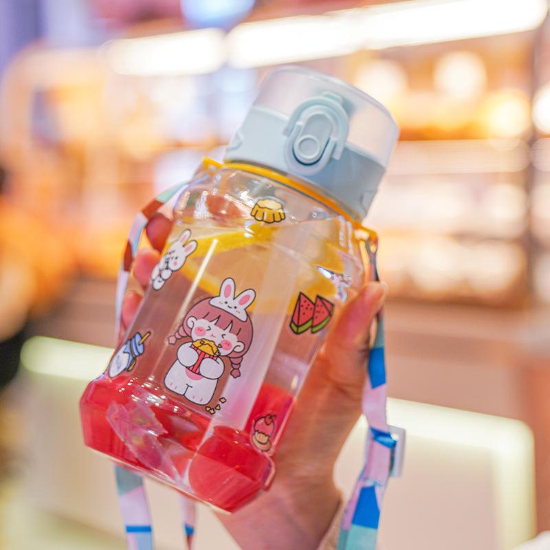 Water bottle New plastic straw cup Children's cartoon one-click elastic cover cup Baby learning drinking cup Outdoor portable strap water cup