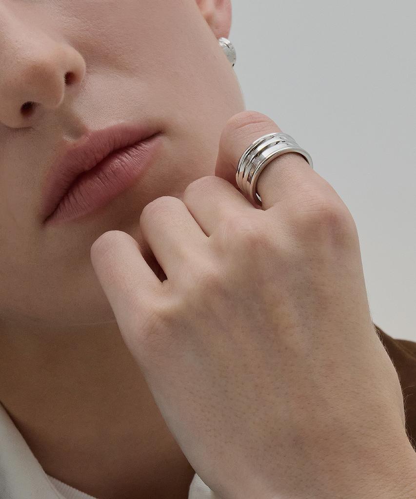 Dawnf 04H01M Polished Silver Ring
