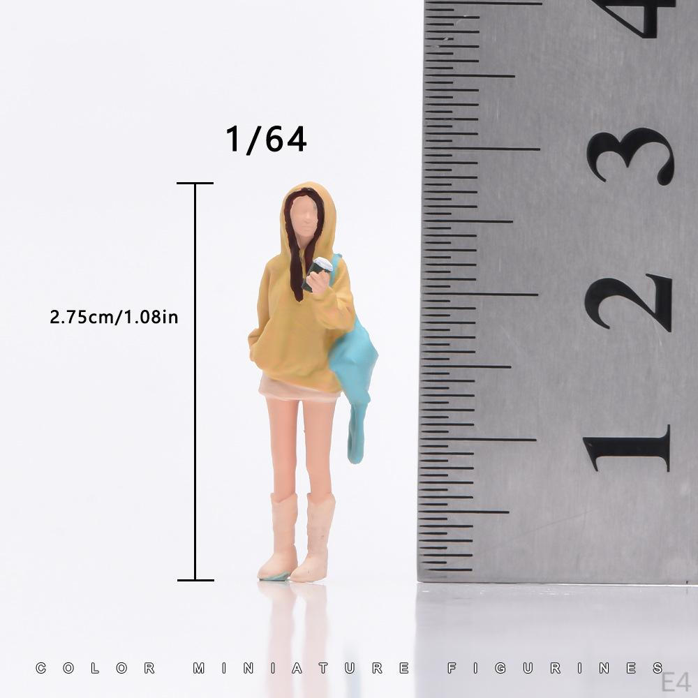 1/64 Miniature Figures Model Action Figure Hand Painted Garage Scene People Resin Collection Desk