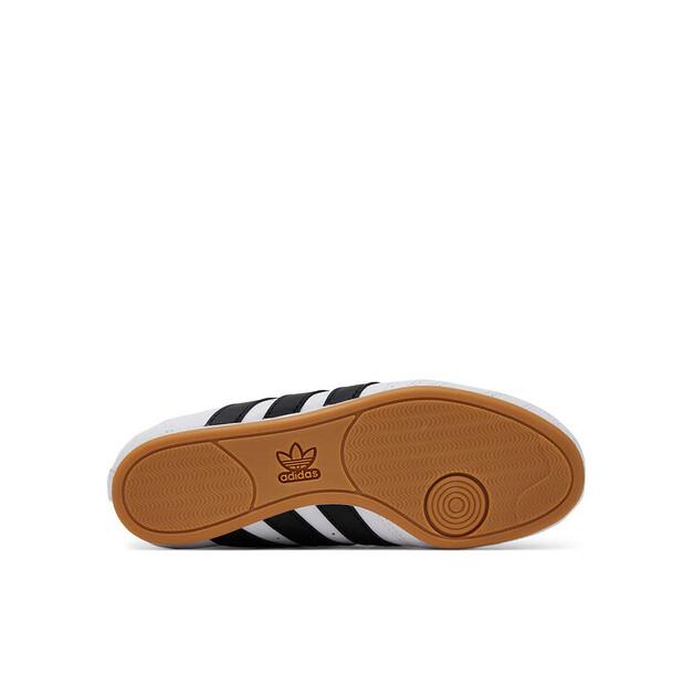 Кроссовки adidas Taekwondo