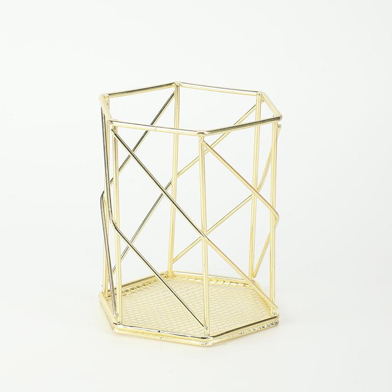 

Office supplies simple pen holder, Nordic wrought iron storage basket, metal grid wrought iron desktop storage