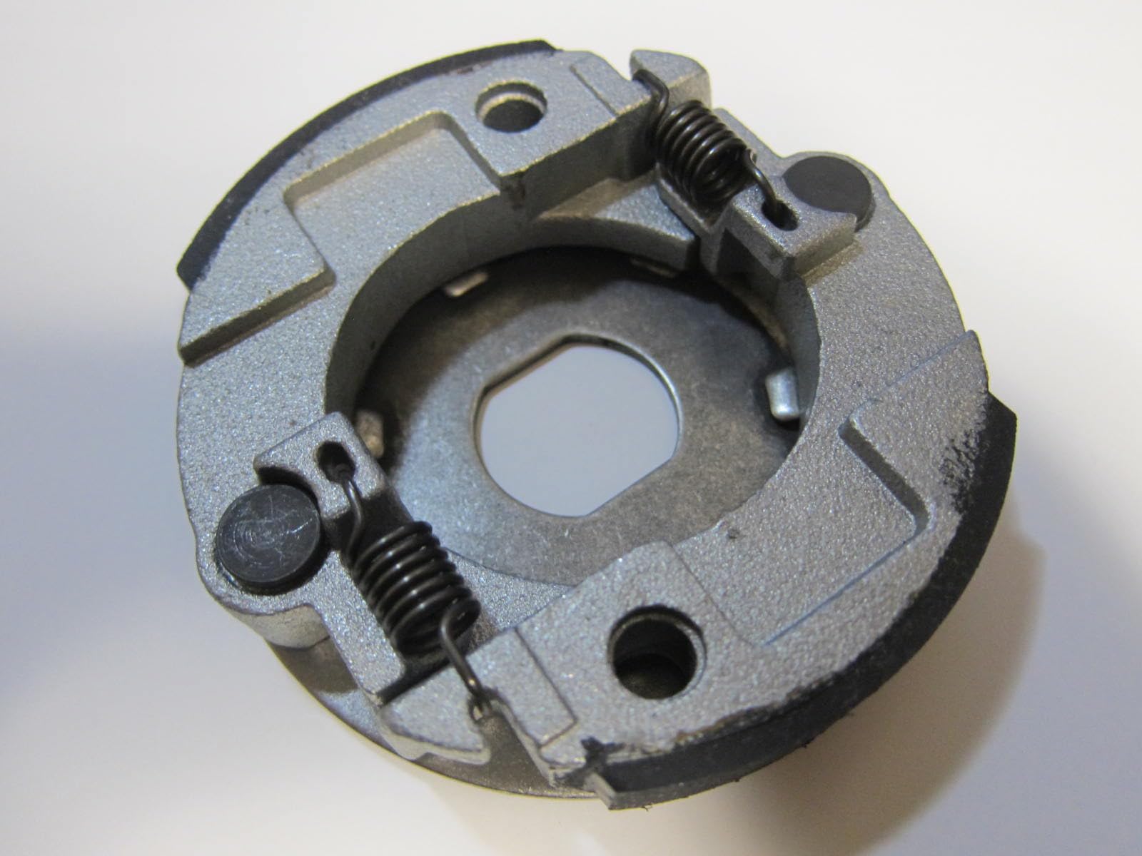 

[STARKS] JS Lightweight Reinforced Clutch Shoe for Yamaha JOG (3KJ), Super Jog ZR (3YK), Remote Jog (5KN), Aprio Jog C (5BM) (2 pieces)