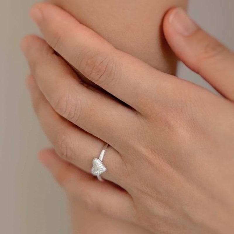 THE BORING Mini Heart Ring