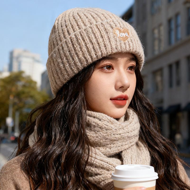 Autumn and Winter Warmth, Love Letter Embroidered Hat, Women's Big Head, Knitted Hat, Ear Protection, Cold Protection Beanie