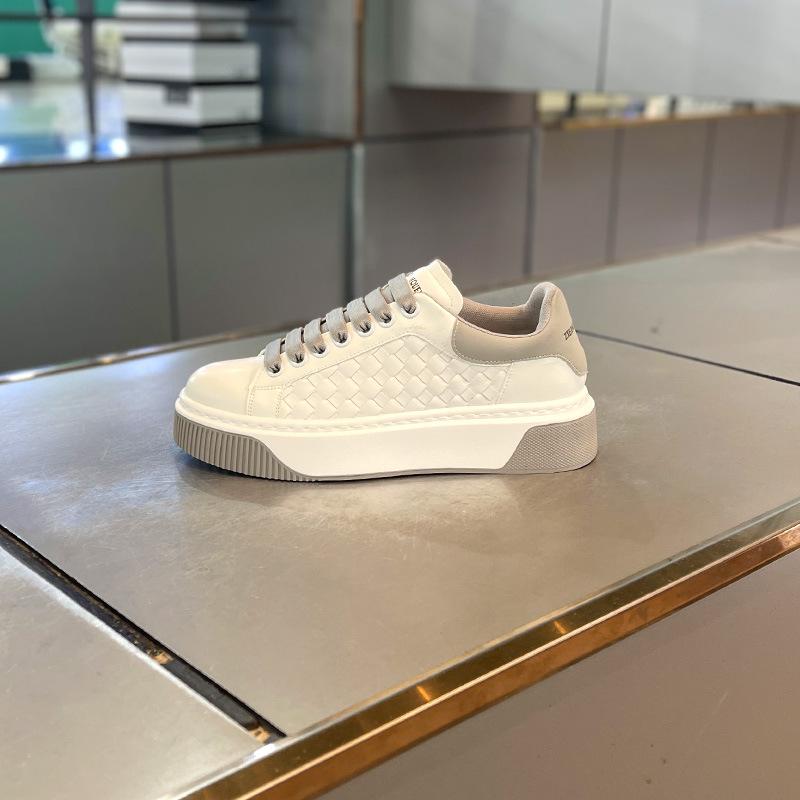 Spring and summer new thick-soled leather breathable board shoes comfortable sneakers bjd 38