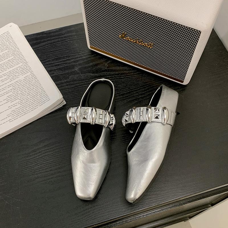 Niche Design Sense Mary Jane Small Leather Shoes Women's Shoes Metal Decoration Shallow Mouth Round Head Flat Heel with Half Drag