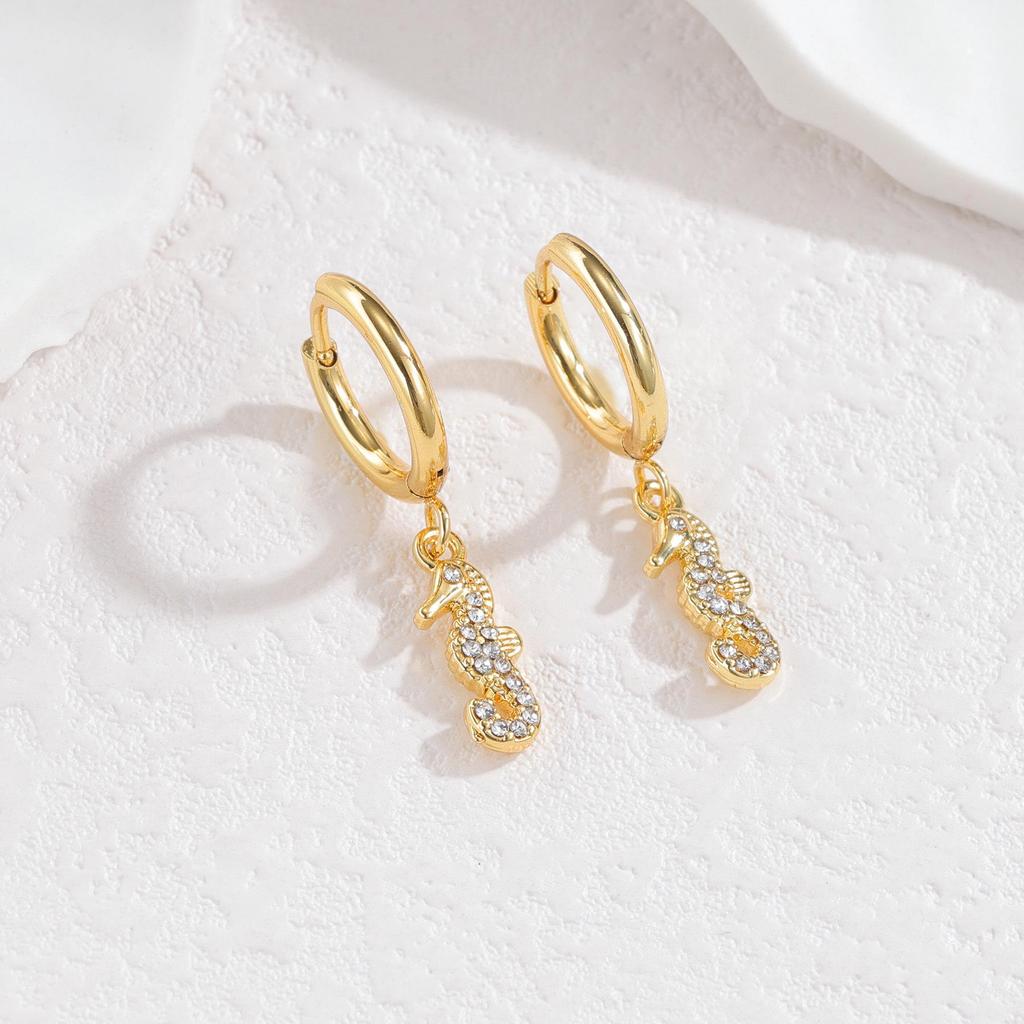 Stainless Steel Diamond-Studded Crab and Starfish Earrings for Women - Light Luxury Fashion.