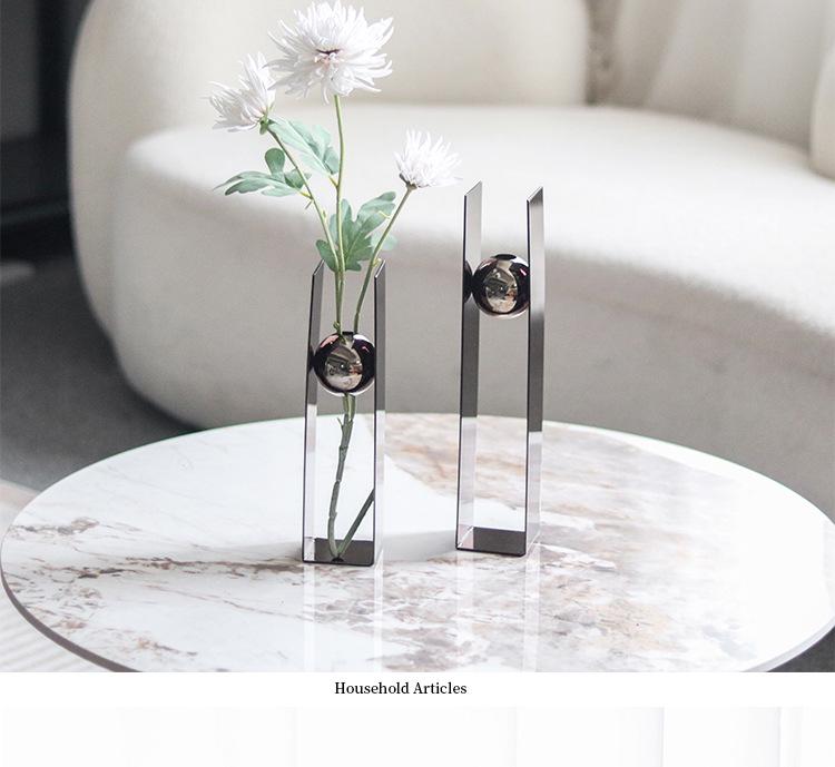 Modern Light Luxury Metal Vase for Dried Flowers, Home & Hotel Decor