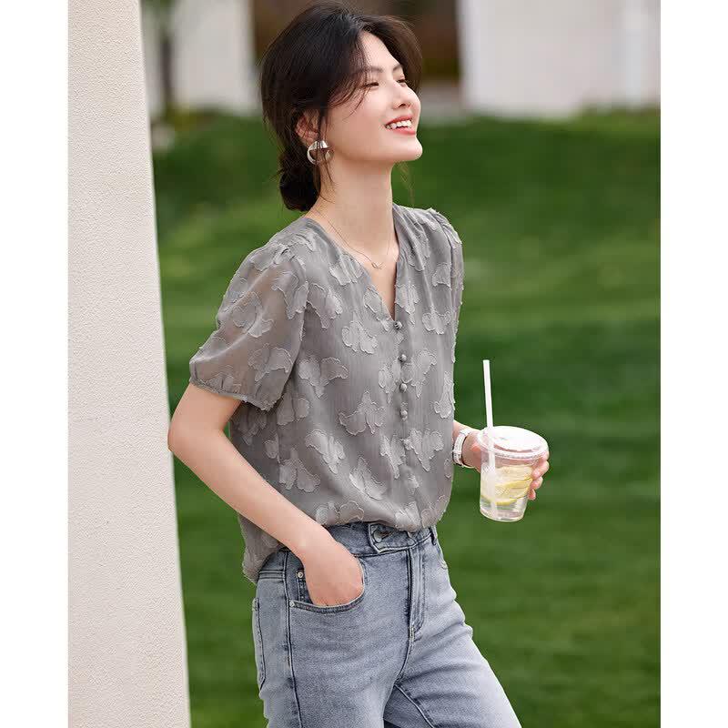 XWI Women s Textured Cut-Out V-Neck Shirt S
