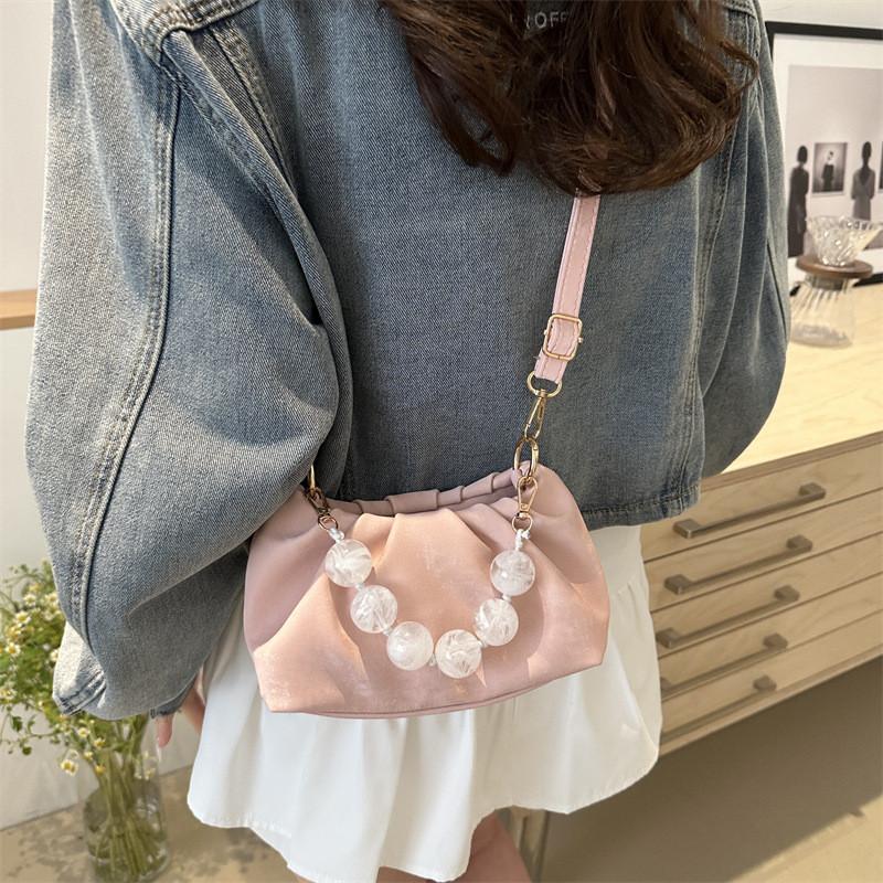 Chic And Versatile Bucket Style Cloud Handbag For Women Featuring Unique Stitching Design