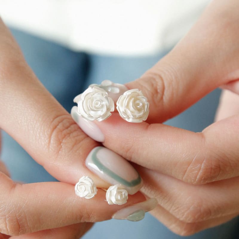 J.Lauren Formica Re Flower Silver Earrings M03868