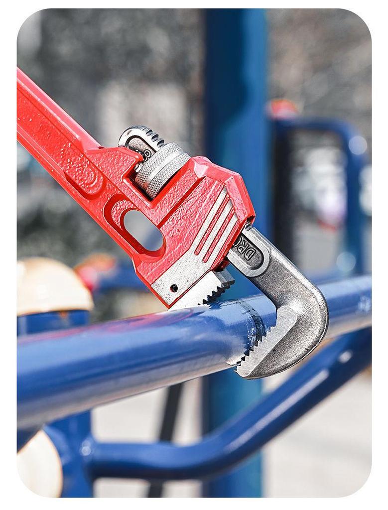 German Style Heavy Duty Pipe Wrench and Universal Water Pump Pliers – Large Opening, High Hardness for Plumbing Installation
