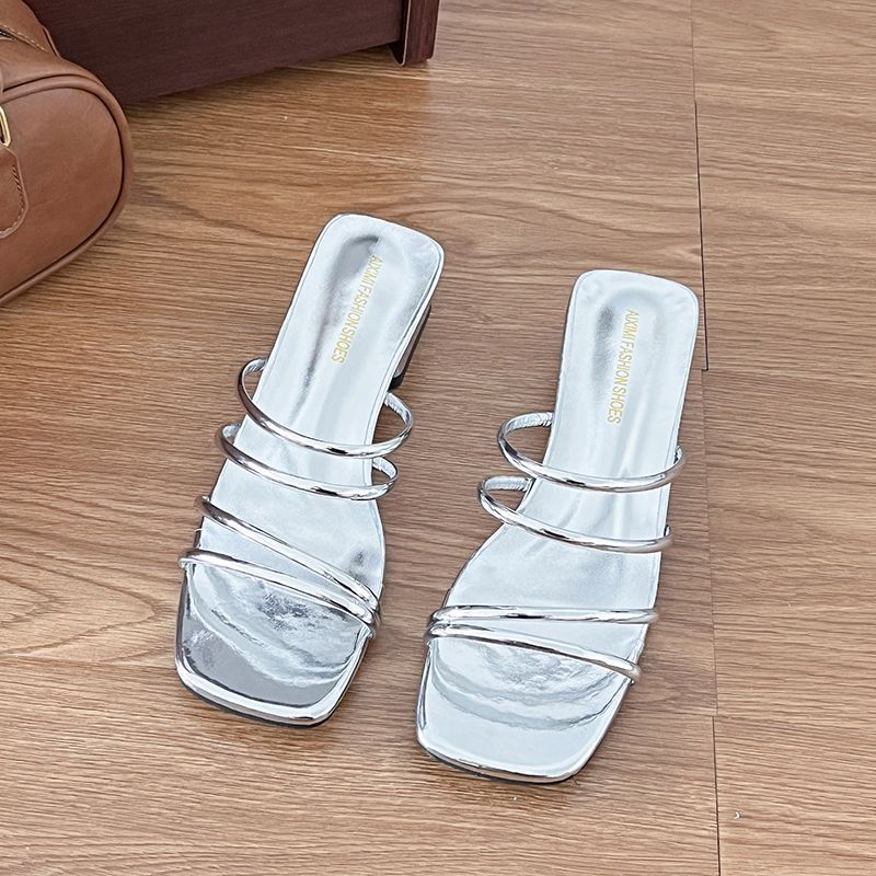 French temperament beautiful cool slippers women's wear 2025 summer square head open toe with skirt word with thick heel slippers