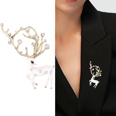 Classic Rhinestones Deers Brooches for Women Unisex Enamel Animals Elks Pins Banquet Party Backpack Gifts Jewelry Accessories