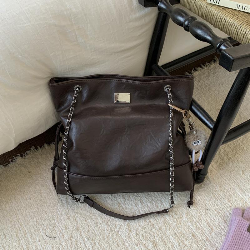 Retro Tragetasche, Damentasche, Pendlertasche mit großem Fassungsvermögen, neue Umhängetasche, einfache und modische Unterarm-Schultertasche.