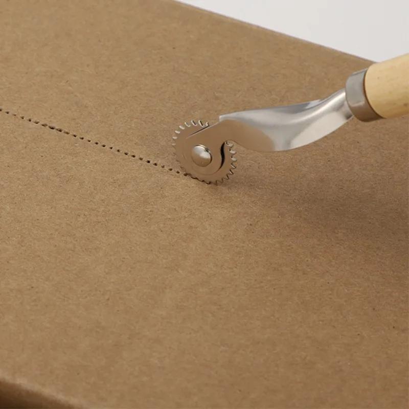 New 4Pcs Stainless Steel Leather Overstitch Wheel Space Paper Perforating Tool Tailor Stitch Marker Gear Roulette Patchwork Tool