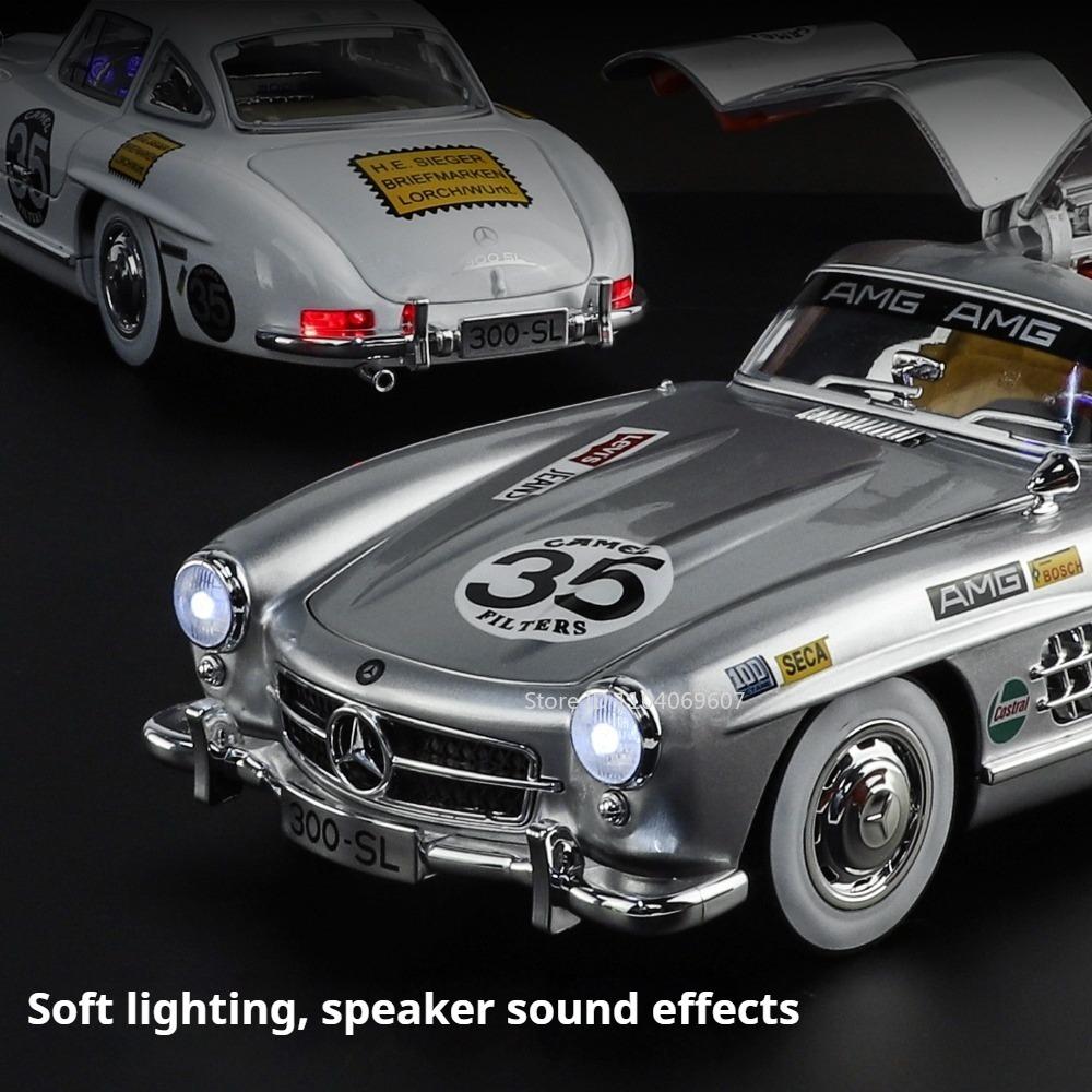 1:18 Scale 300SL Car Model Toy Alloy Die-cast Shock Absorption Doors Opened Sound Light Models Kids Collectible Ornaments