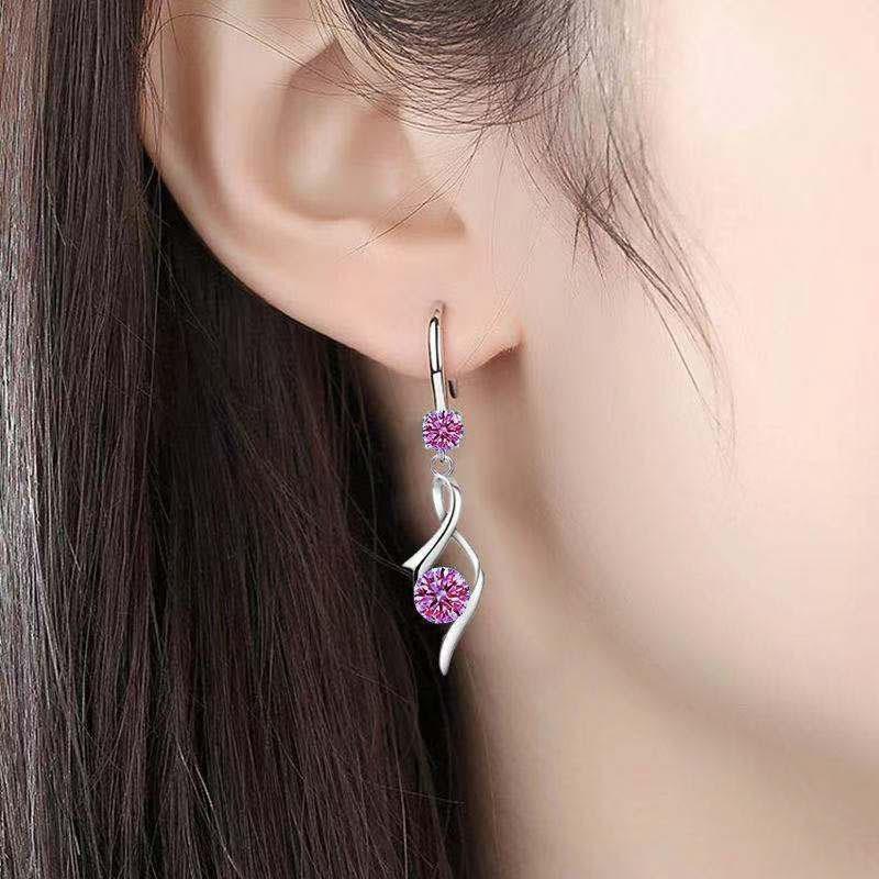 

Japanese And Korean Earrings, Korean Temperament Long Stud Earrings, Four-Leaf Clover Personality Hipster Super Fairy Ear Hook Woman