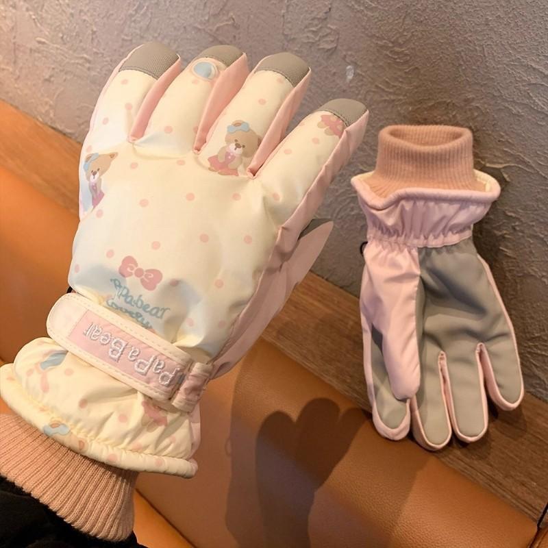 Beige cute bear ski gloves female Korean warm velvet thickened outdoor windproof and cold cycling tide