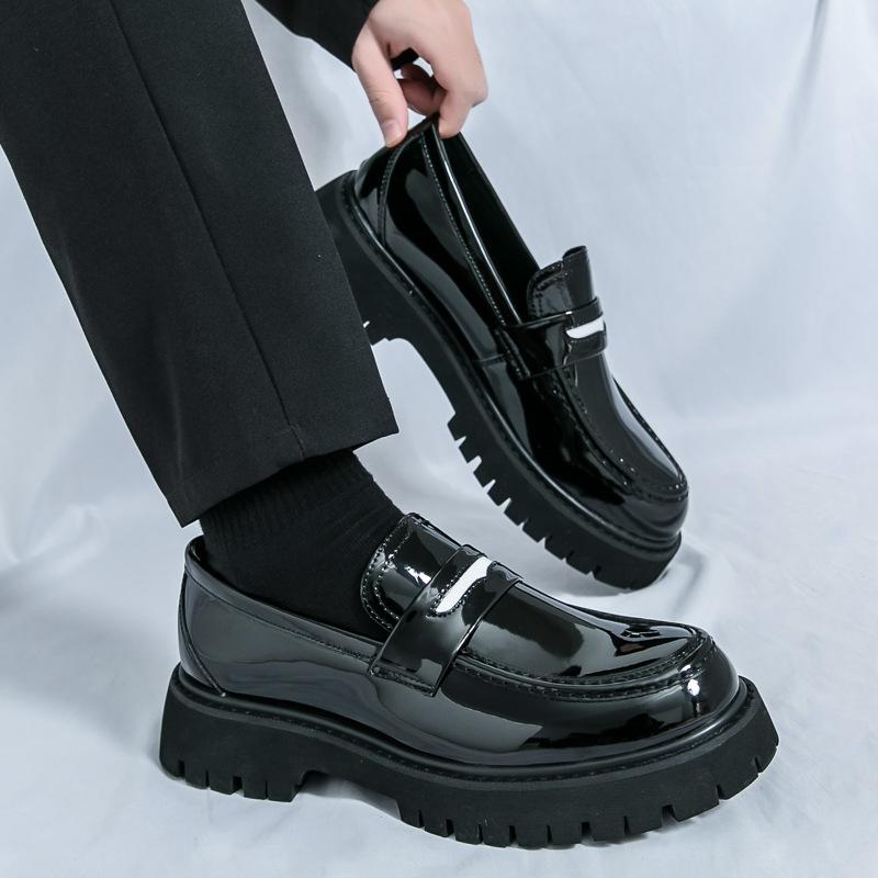 Scarpe in pelle lucida con plateau, spesse, per l'estate, 22 anni, scarpe Doudou comode