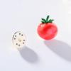 Blucome Roztomilé smaltované brože ve tvaru rajčat pro ženy Muži Špendlíky s límcem do klopy
