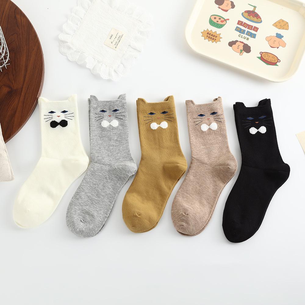 Cute Cartoon Cat Mid-Calf Socks for Autumn and Winter Sweat-absorbent Deodorant Socks Indoor Home Warm Floor Socks