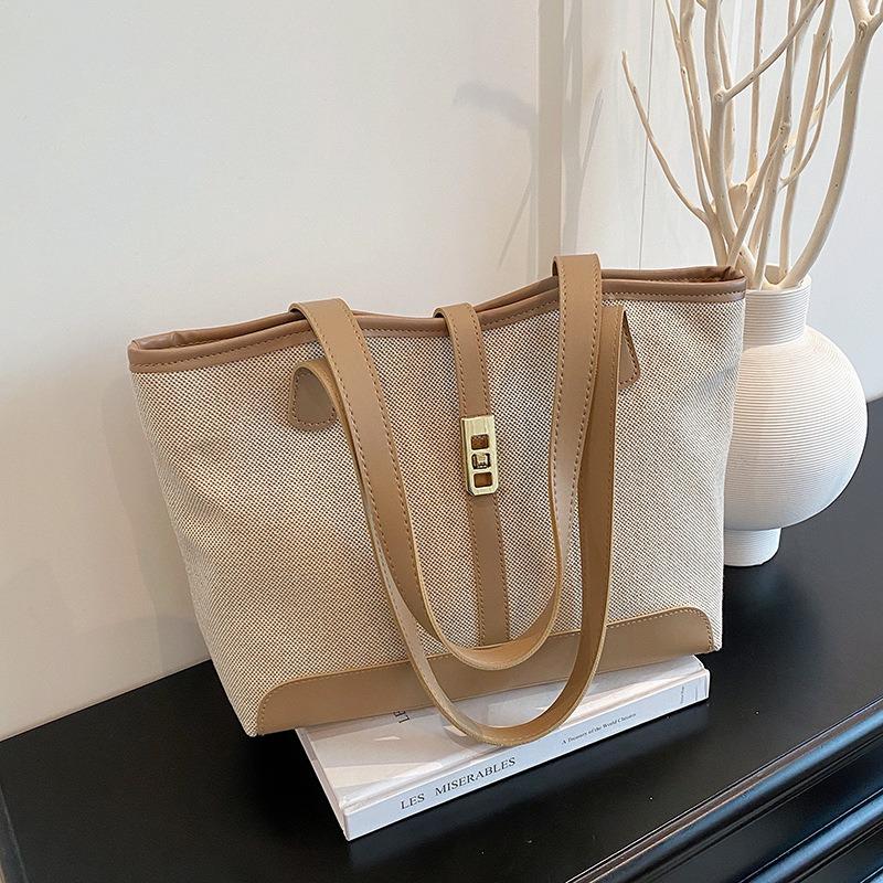 Commuter fashion hand carry women's bag autumn and winter new versatile largecapacity shoulder bag splicing temperament tote bag