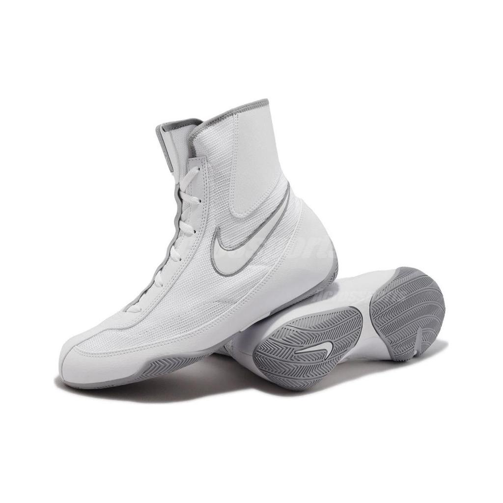 Nike Machomai