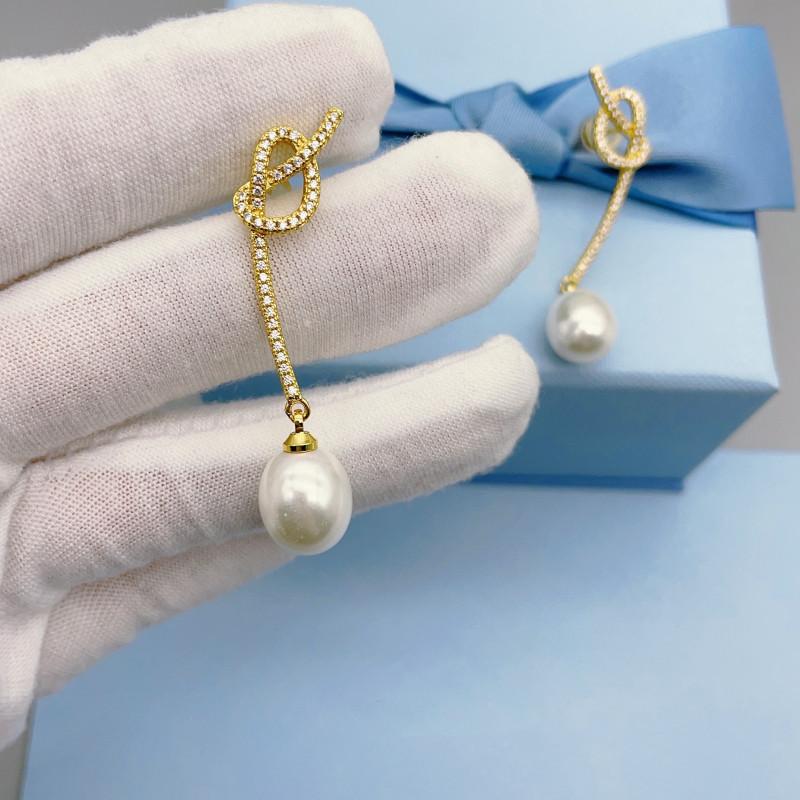 

Sweet Love Alkaline Knot Maillard Long Pearl Droplet Earrings Elegant and Fashionable Style Earrings