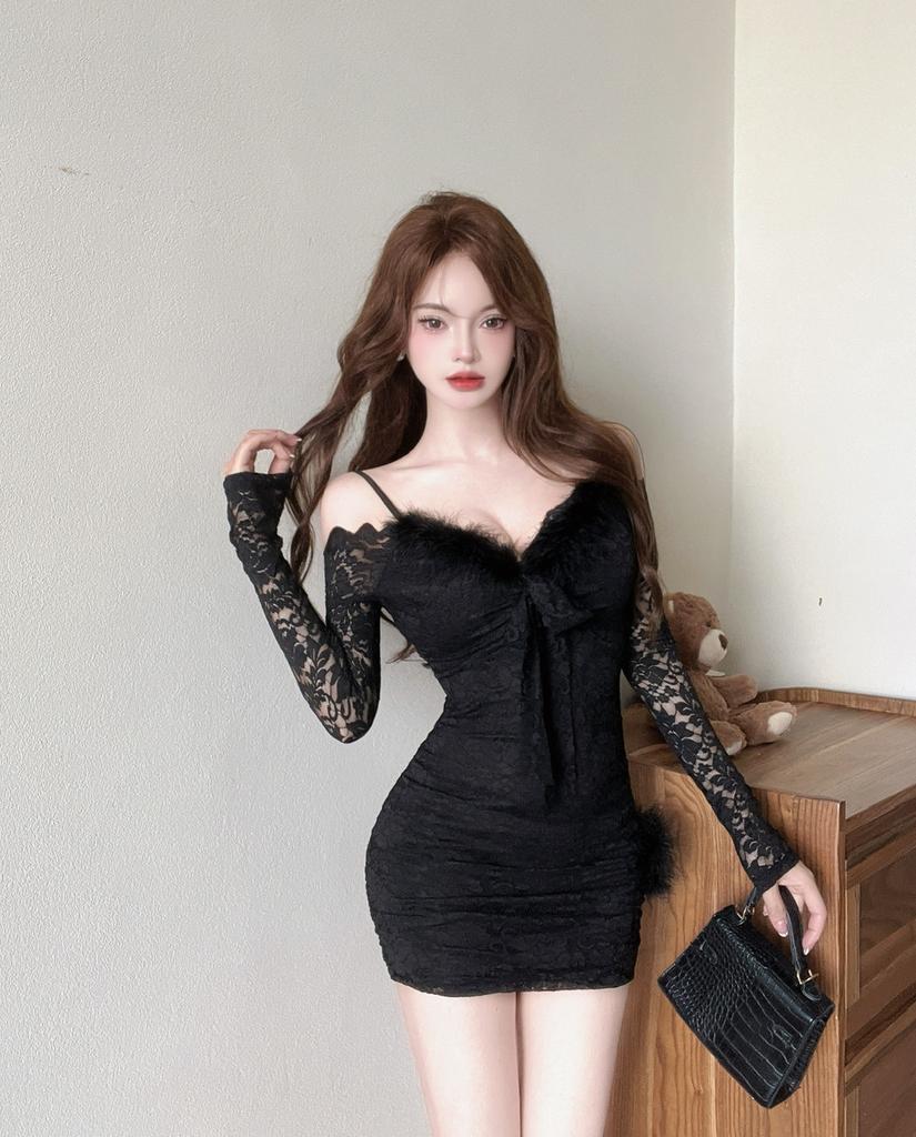 Suspender shoulder autumn and winter new sexy fluffy splicing solid color lace long sleeve hip wrap short dress