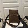 Premium väska dam höst ny pendlar armhåleväska fashionabel enkel nischdesign axel budväska