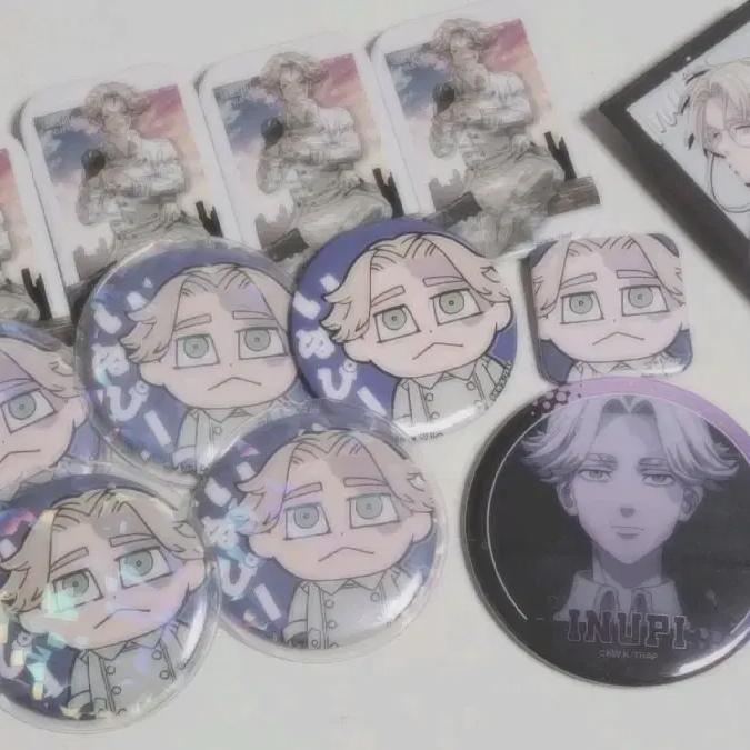 

Inui Seishu Can Badge Batch
