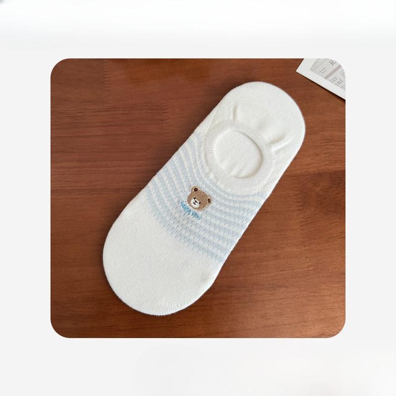 Female Spring and Summer Embroidery Bear Thin Silicone Non Slip Sweat Absorption Breathable Heel Socks