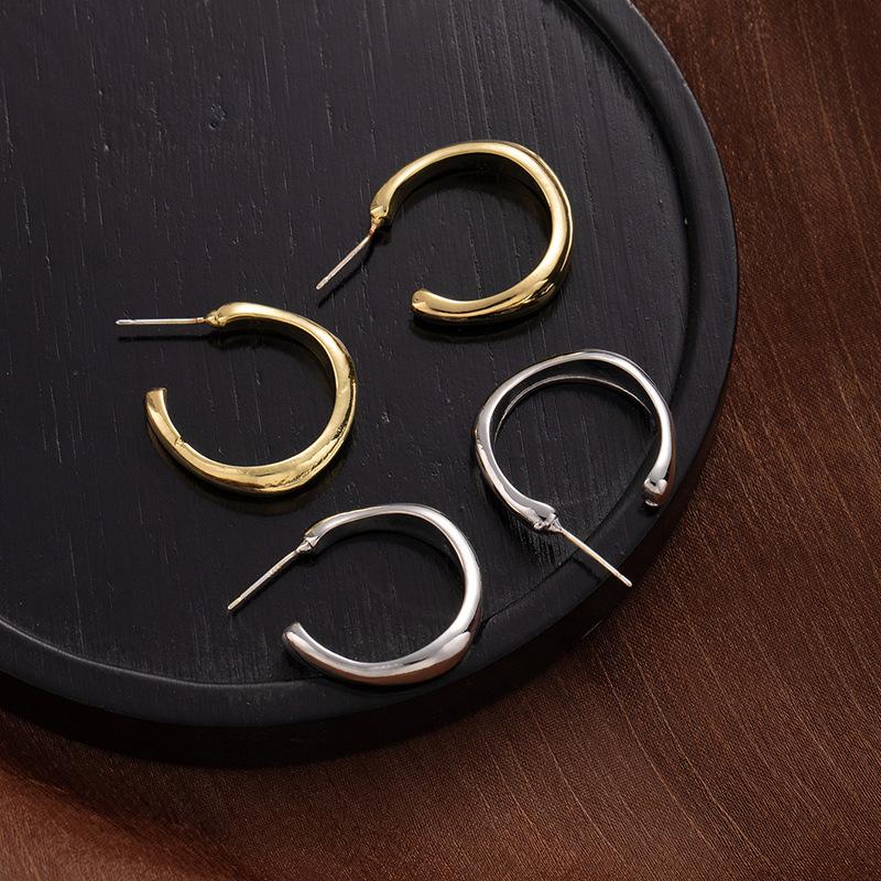C-Shaped Irregular Metal Earrings Minimalist Light Luxury Small Batch 925 Silver Ear Studs Fashion Versatile Accessories