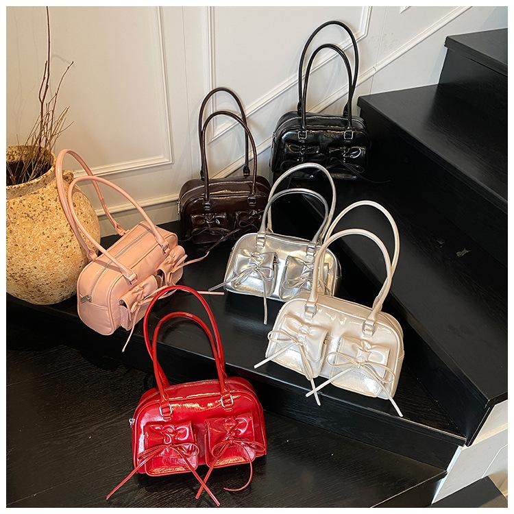 Large-capacity bag women's 2025 new summer versatile niche design shoulder underarm bag Korean version commuter pillow bag