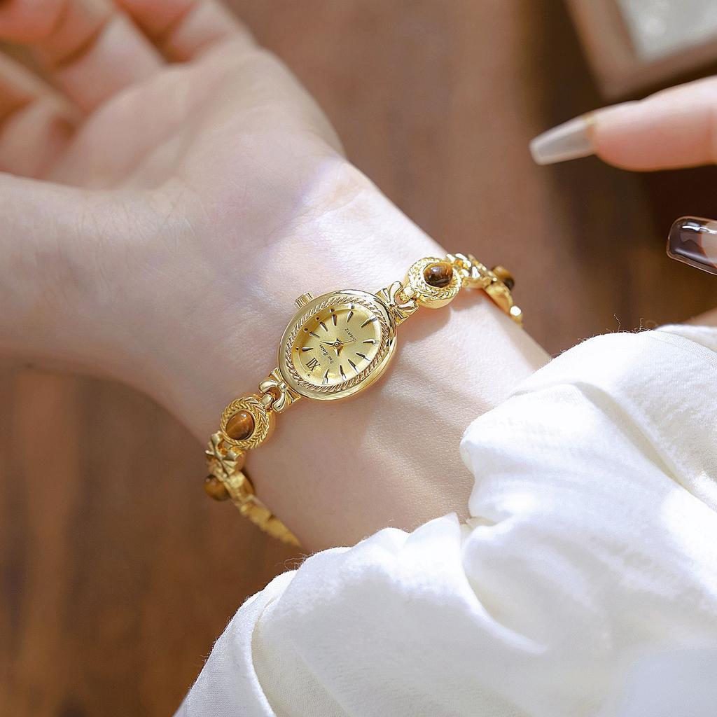 Vintage Oval Damenuhr Armbanduhr mit natürlichem Tigeraugenstein IP-beschichtete Legierung Quarz Uhr Retro Leichter Luxus Damenuhr für Kleider